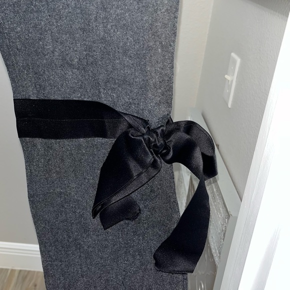 Chanel Gray Pants With Bow Accents - Size FR 42 - Picture 5 of 16